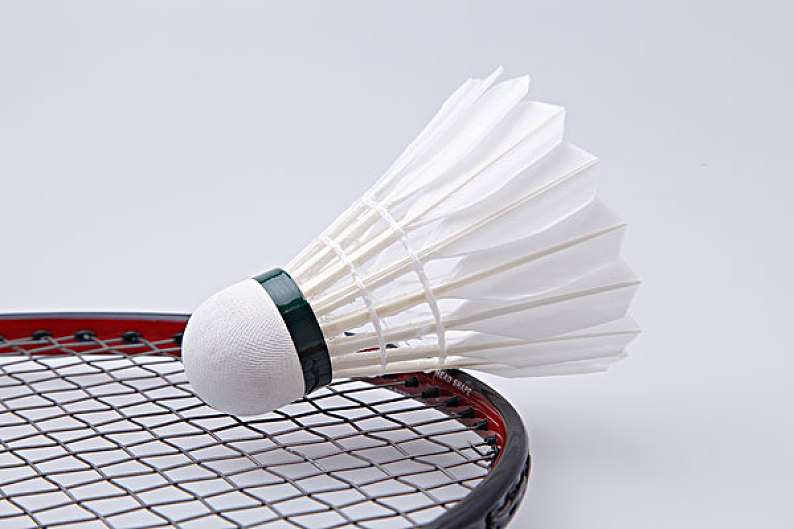 据有利位置 据有利位置