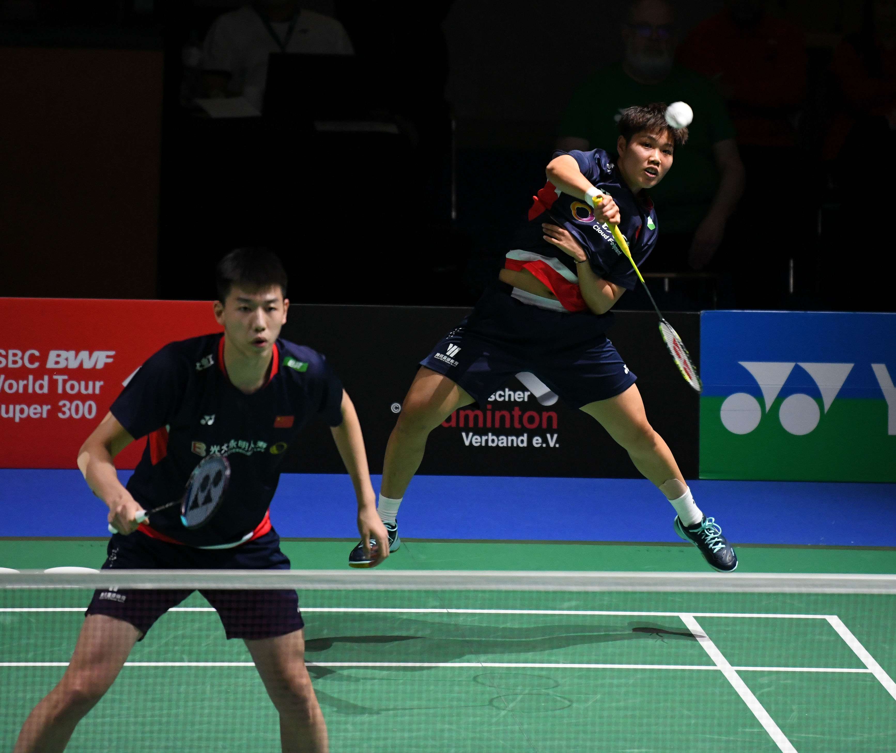 旨在与国际 旨在与国际