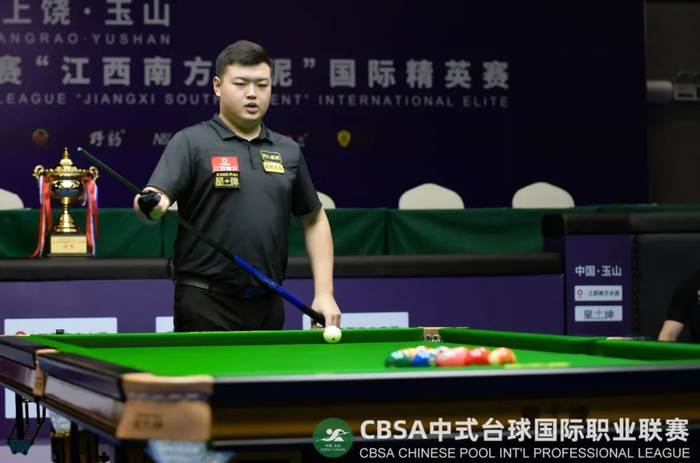 在进攻时顾 在进攻时顾