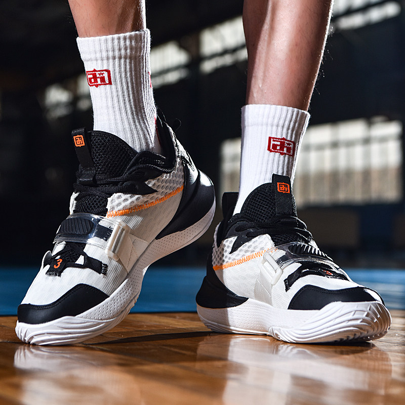 回撤并不罕 回撤并不罕